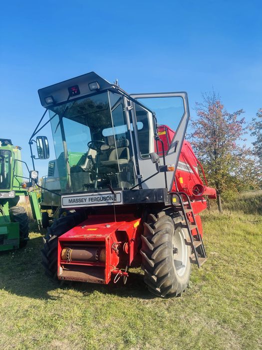 Комбайн Massey Ferguson 19