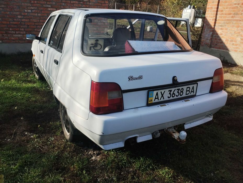 Продам авто славута с ручным управлением.
