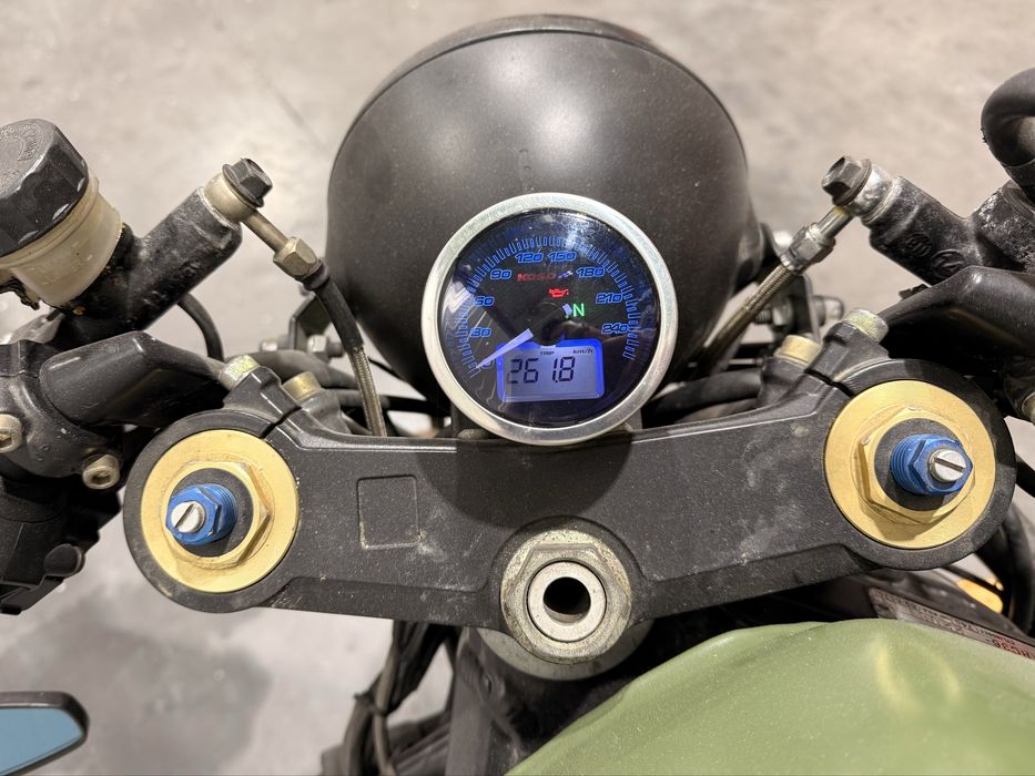 Cafe Race Honda VFR 750 RC36 - Troco por VESPA