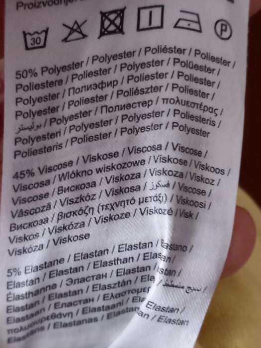 Sukienkanletnia Vila
