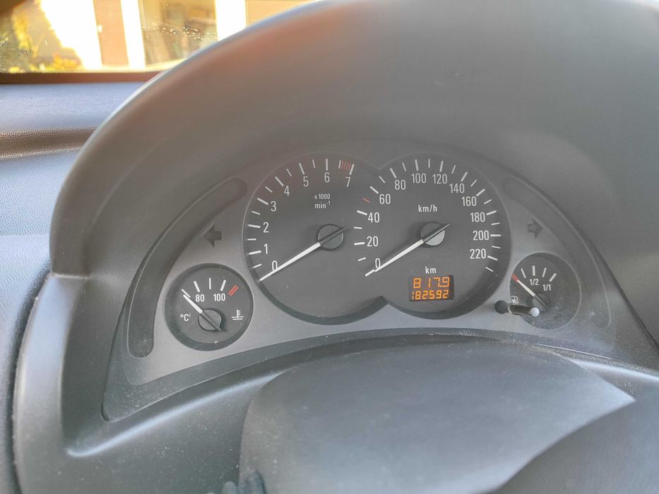 Opel Corsa C benzyna 1.2