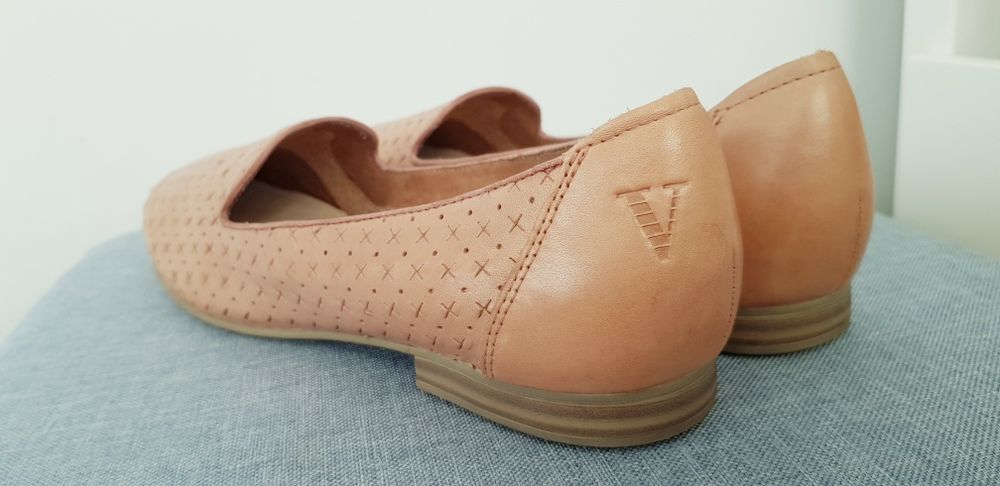 Venturini loafersy ze skóry naturalnej, camelowe