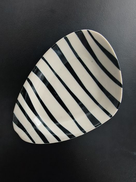 Popielniczka "zebra".  Seria New Look, Chodzież