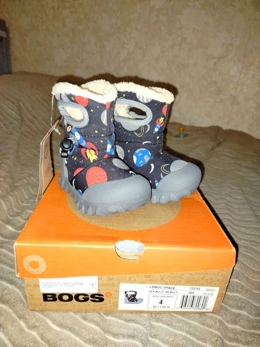 Зимові чобітки Bogs