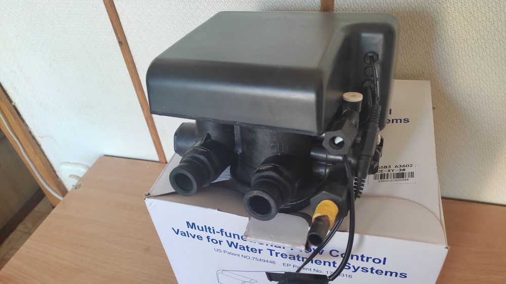 Автоматический клапан управления для системы очистки воды