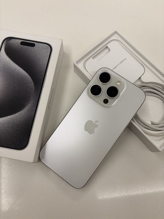iPhone 15 Pro White Titanium