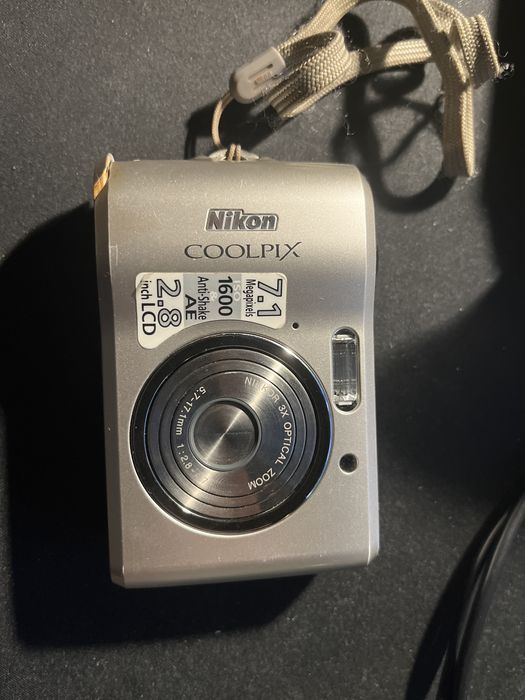 Aparat Nikon Coolpix L16