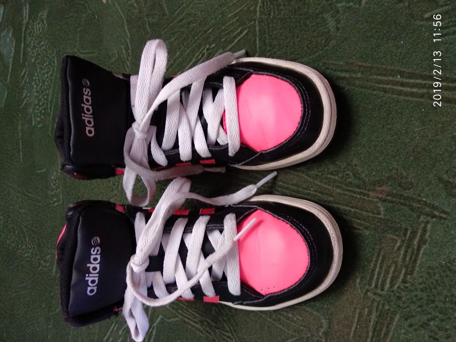 Кроссовки Adidas neo