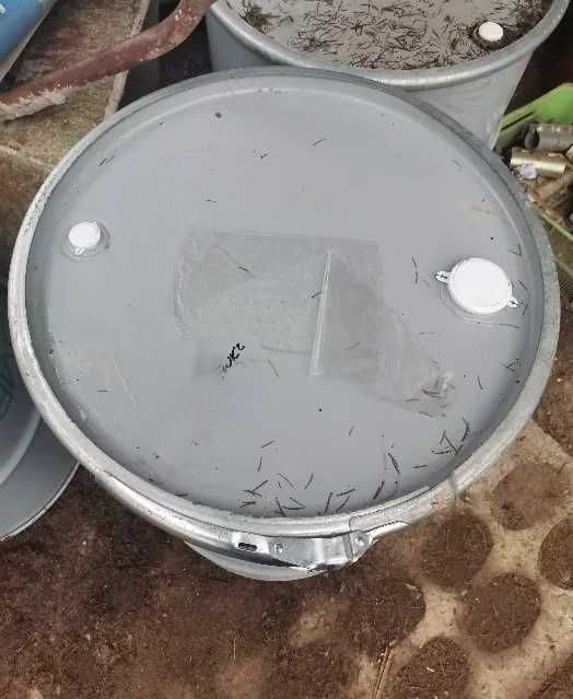 Otwierana beczka metalowa 200l zbiornik na wodę deszczowke olej paliwo