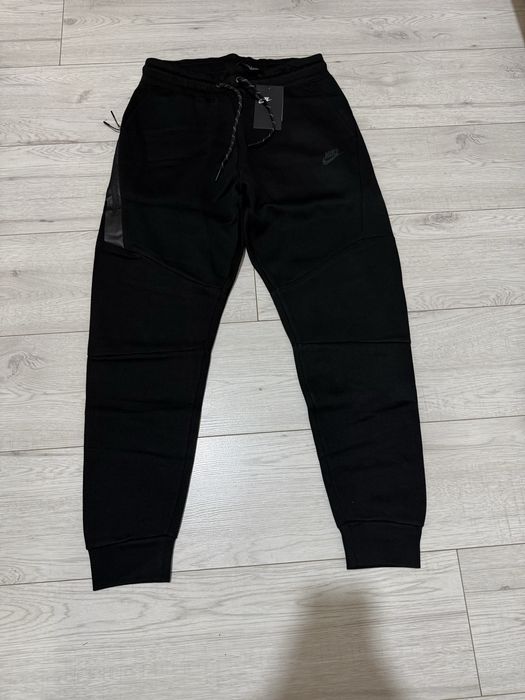 Zestam dresowy Nike Tech Fleece