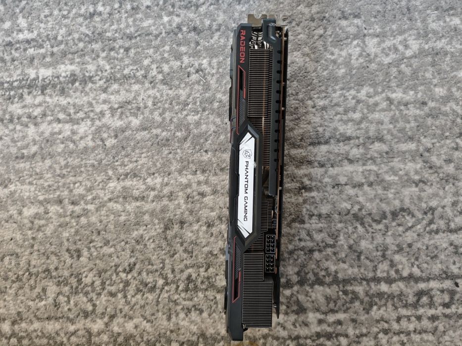 RX 6700 XT Phantom Gaming 12gb