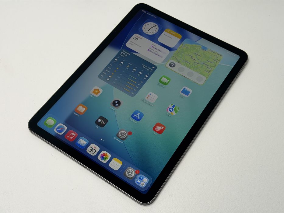 iPad Air 5 (A2588) - Apple M1 - 64GB - wada - faktura VAT 23%