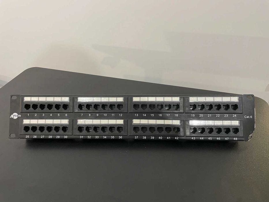 ATcom 48 портів, Cat6 UTP, 19", 2U