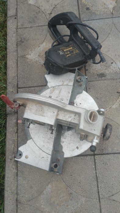 Торцовка Einhell