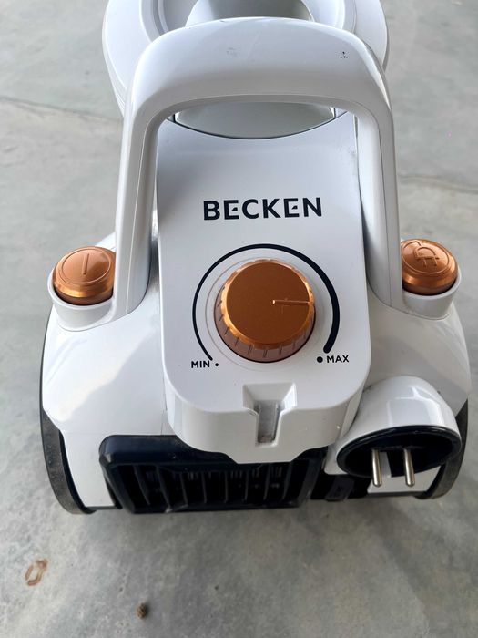 Aspirador sem Saco BECKEN BVC4110