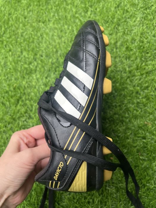 Копочки,бутси adidas davicto!