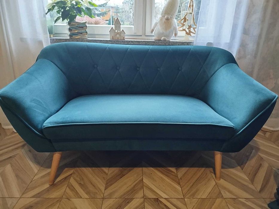 Sofa dwuosobowa , stan bardzo dobry