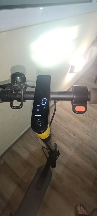 Trotinete Xiaomi mi essential