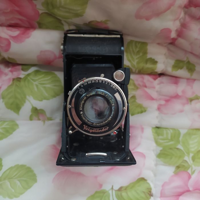 Старый фотоаппарат Германия