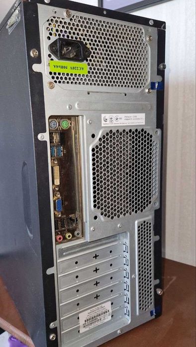 Продам комп'ютер у комплекті