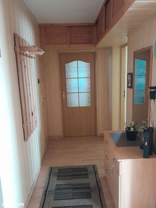 Przestronne 3-pokojowe mieszkanie z garażem i podwórkiem – Kalinowo