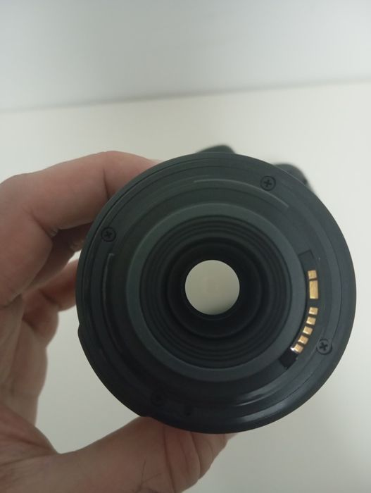 Canon 100D + Objetiva 55-250mm IS