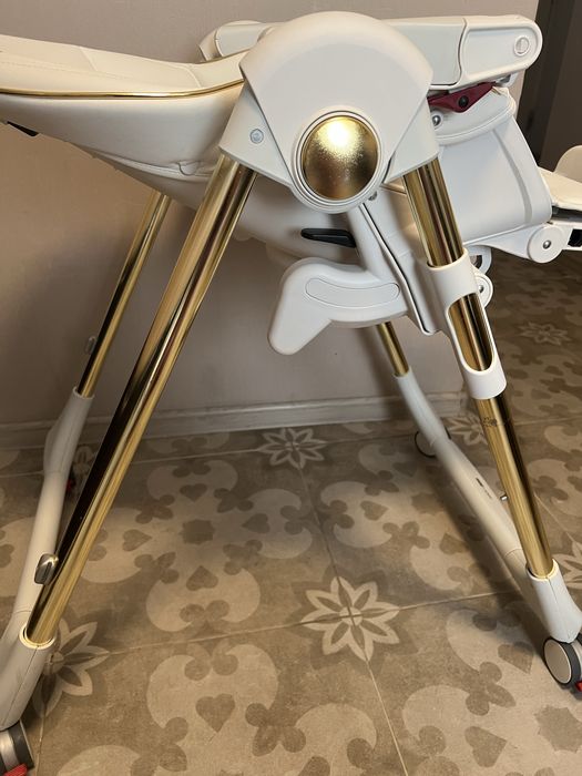Peg-Perego стілець для годування Prima Pappa Follow Me