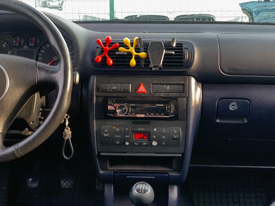 Audi A3 2002 1.6 бензин