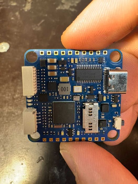 SLIM H743 V3 - Польотний контролер для FPV: слім Н743 V3 - ДЕШЕВО