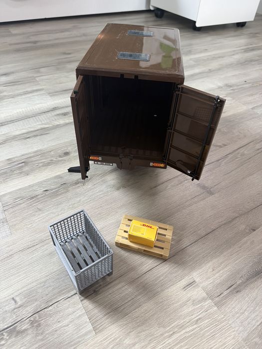 Kurier UPS Bruder samochód zabawka