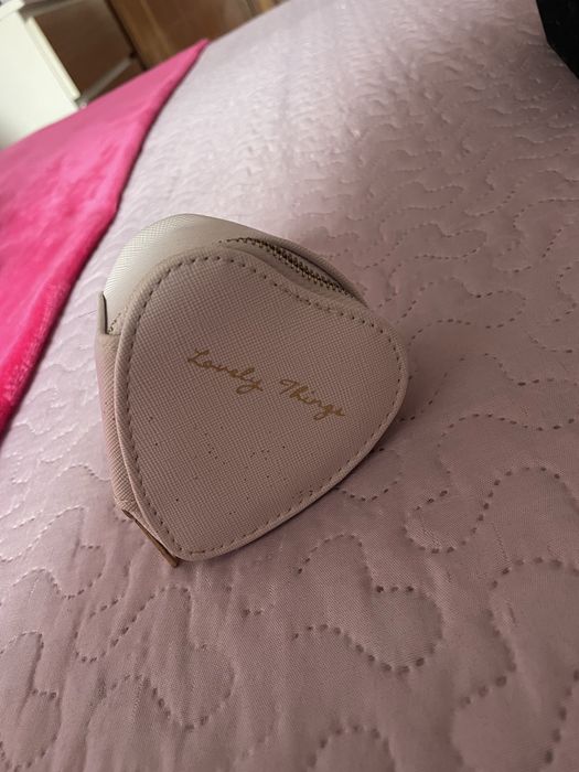 Conjunto de espelho e bolsa