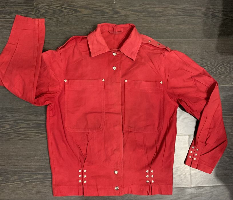 Куртка пиджак красный
