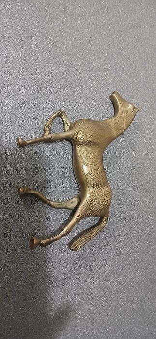 Cavalo de exposição metal