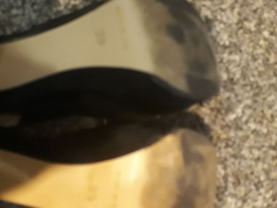 Sandálias pretas italianas em pele genuína de camurça genuína de camur