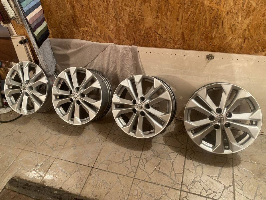 Nissan Rogue  X- Trail T32 диски оригинал алюміній