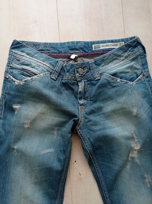 Jeansy Tommy Hilfiger r S.