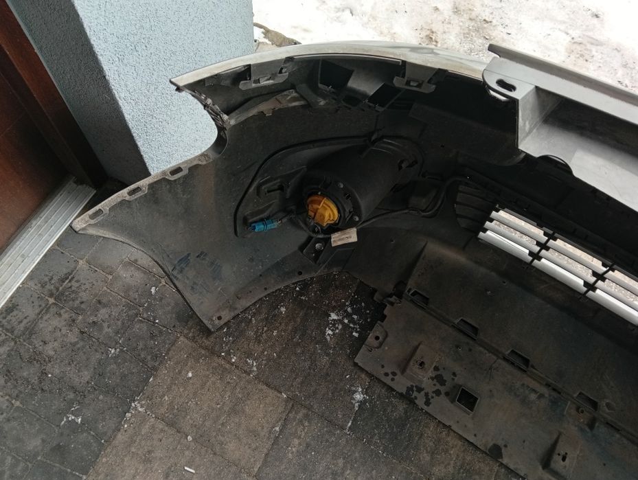 Sprzedam Zderzak przód tył Peugeot Partner kolor*KTQ*