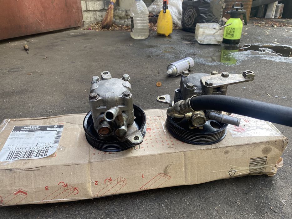 Вакуумный насос Nissan X-Trail t 30 Navara D 40 d22