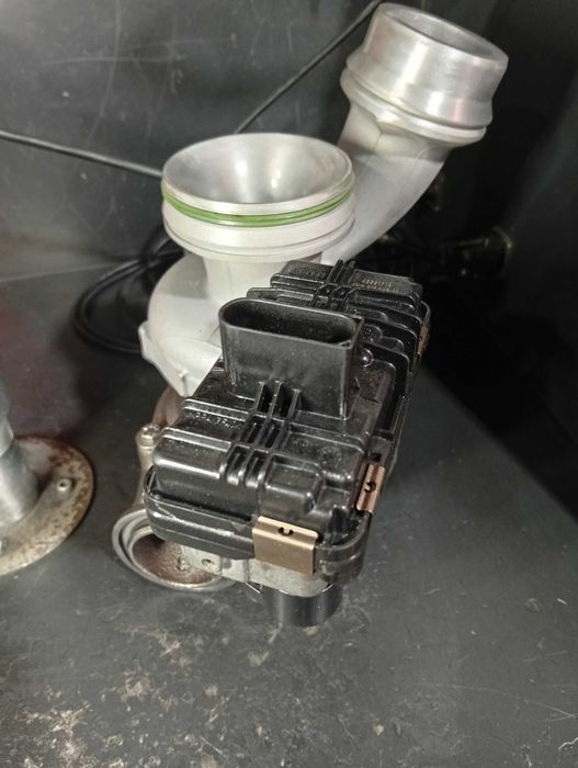 Turbo BMW 114d 116d MINI 1.5. 1496 ccm 95/116cv