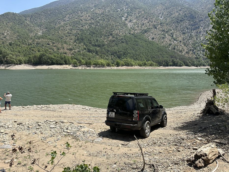 Land Rover Discovery 4