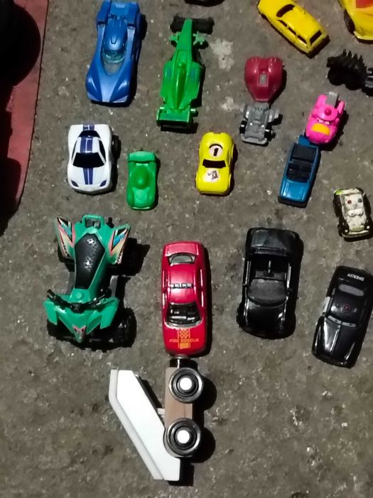 Brindes McDonald's entre outras coleções papin