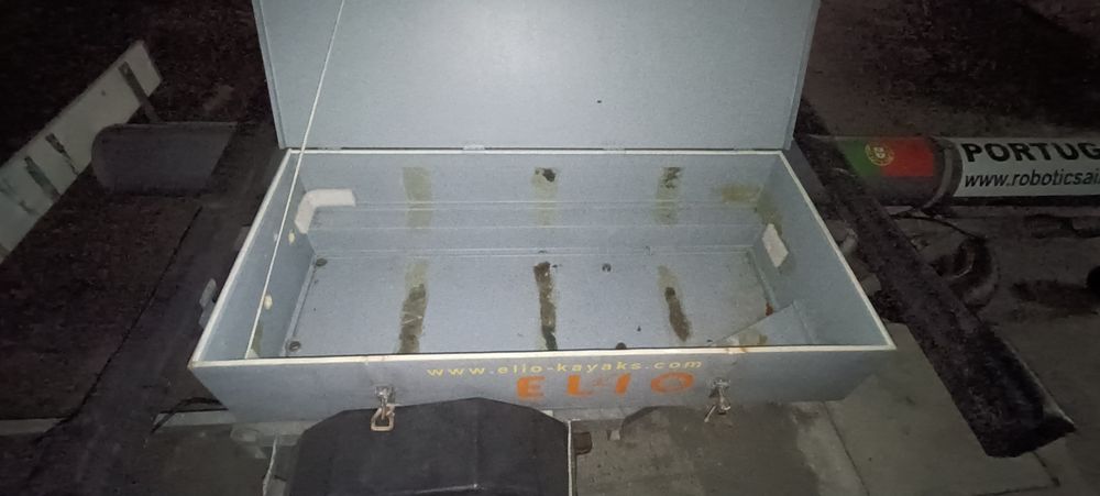 Vendo atrelado, ideal para vela ligeira (Laser)