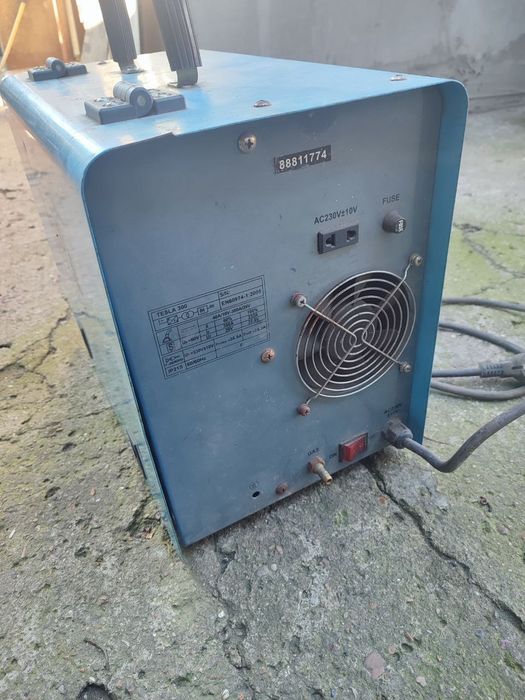 Полуавтомат сварочный Tesla 300 mig/mag/mma