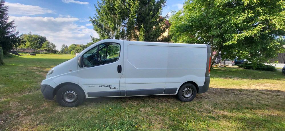 Renault trafic 2.0 dci l2h1 blaszak