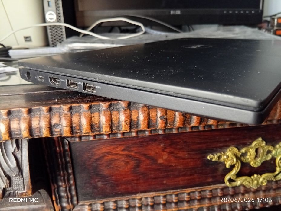 Dell Latitude 7490