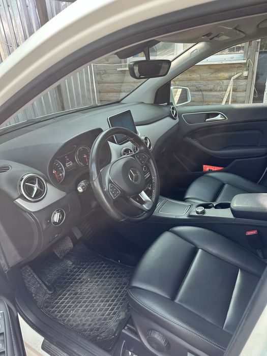 Здам в оренду  Mercedes Benz B 250