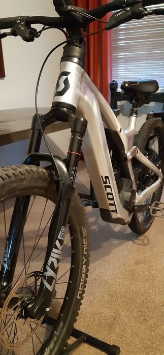 Scott strike 920 32km/h bosch cx smart 750wh + 250wh