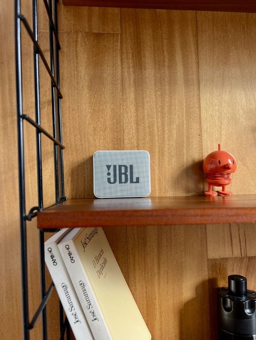 Conjunto 2 estantes em madeira string - vintage