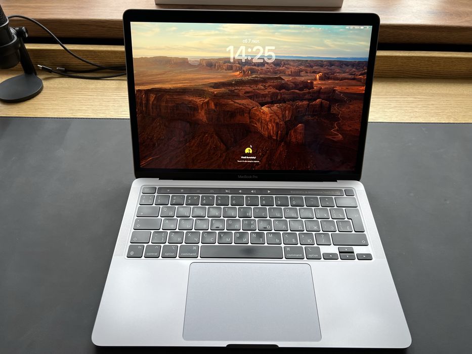 Apple MacBook Pro M1 2020 16Gb/256Gb SSD