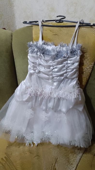 Святкова дитяча сукня